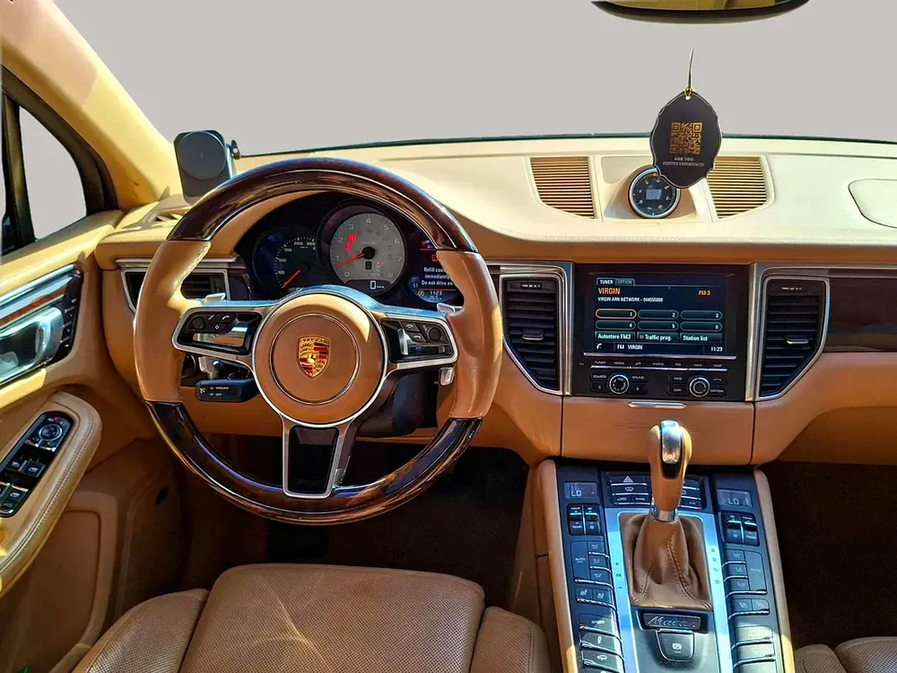 AED 4044/month | 2015 Porsche Macan  | GCC Specs | Ref#412184 - Image 10