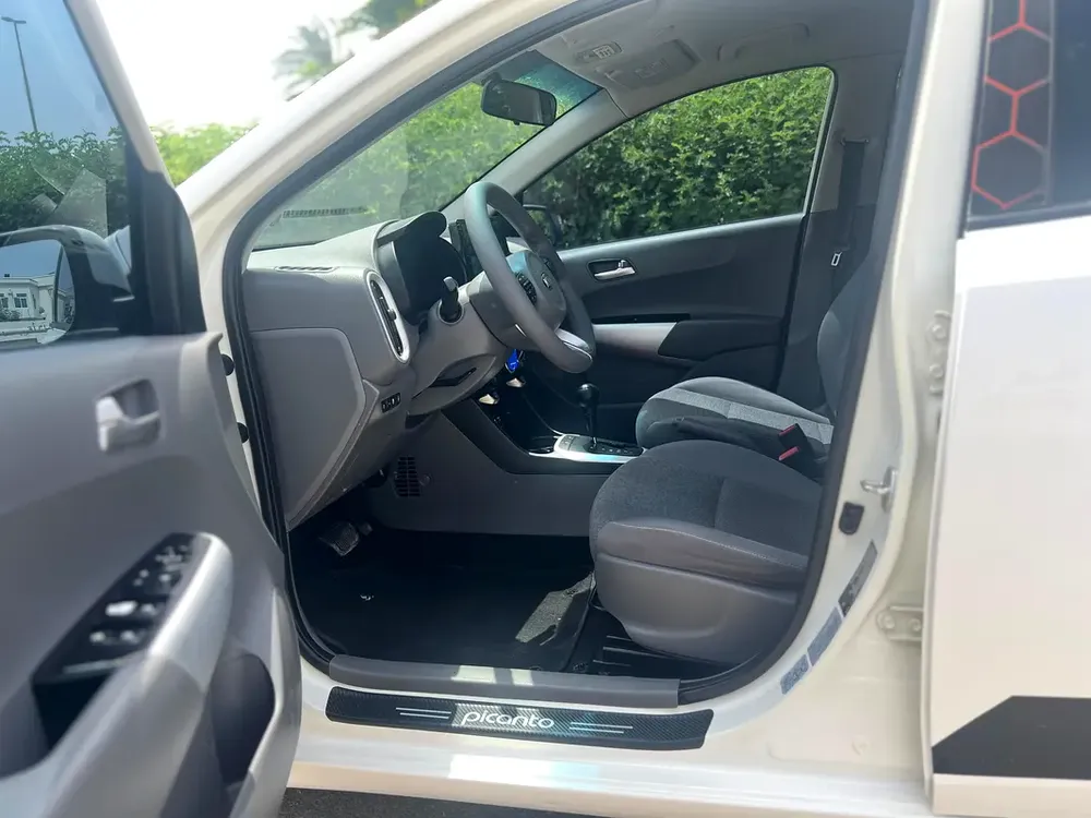 355-MONTHLY FOR 4 YEARS | GCC | LCD | REVERSE CAMERA | ACCIDENT FREE - Image 10