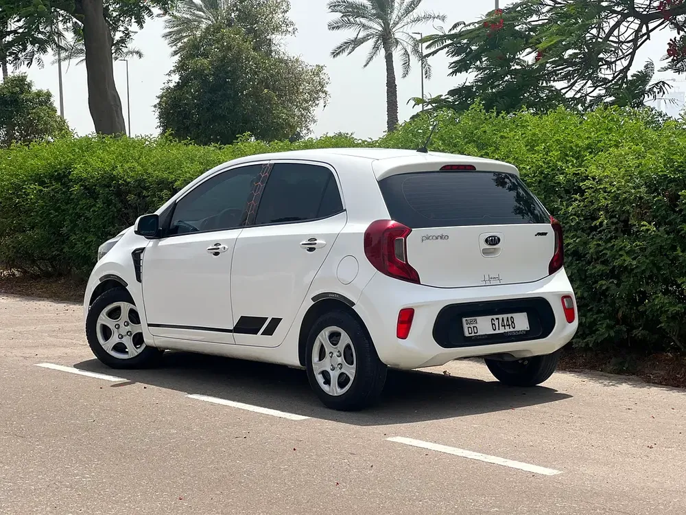 355-MONTHLY FOR 4 YEARS | GCC | LCD | REVERSE CAMERA | ACCIDENT FREE - Image 5
