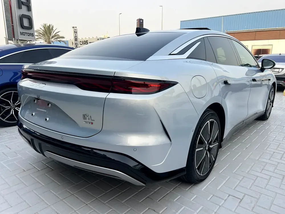 BYD Han L - Image 8