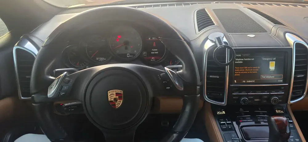 Porsche Cayenne S 2012 | GCC Specs | Well Maintained - Image 7