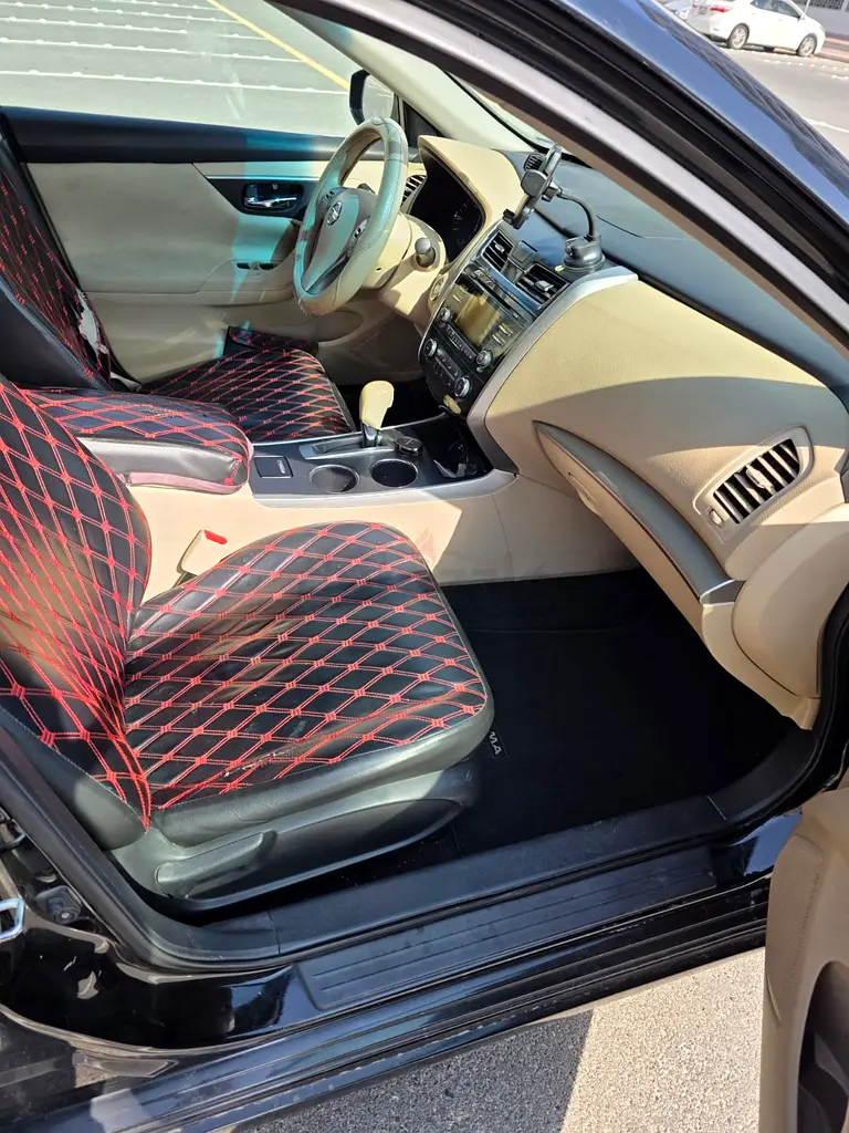 Nissan Altima SV 2015 GCC Specs - Well Maintained - Image 16