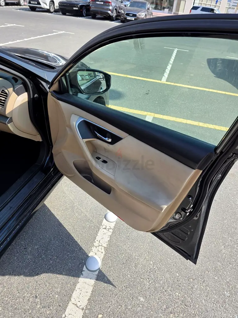 Nissan Altima SV 2015 GCC Specs - Well Maintained - Image 18