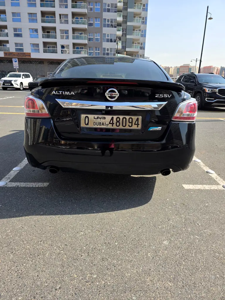 Nissan Altima SV 2015 GCC Specs - Well Maintained - Image 6