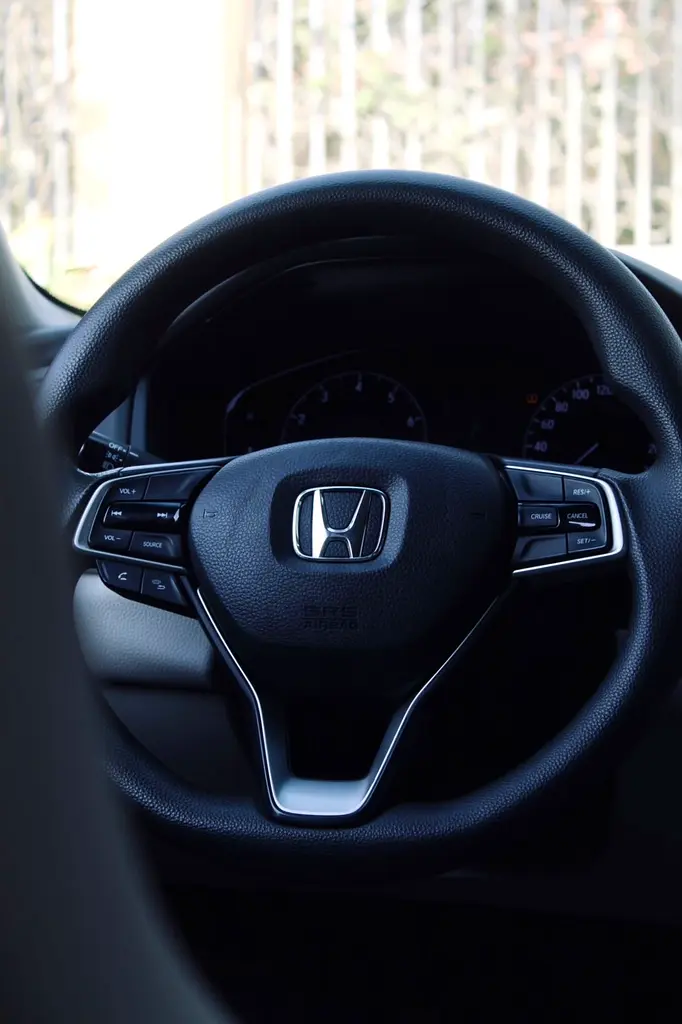 Honda Accord EX 2018 GCC Specs Available on Cash or bank Finance - Image 16