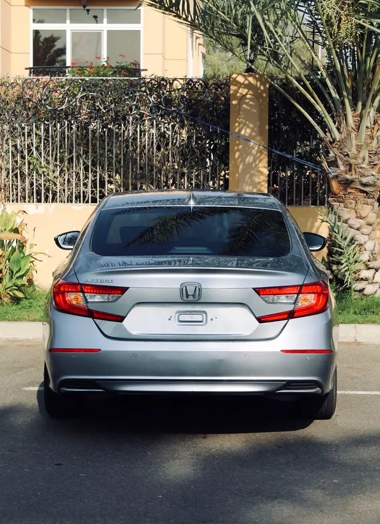 Honda Accord EX 2018 GCC Specs Available on Cash or bank Finance - Image 18