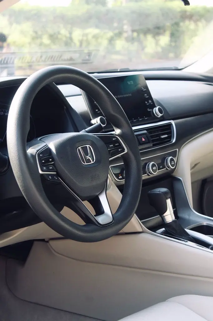 Honda Accord EX 2018 GCC Specs Available on Cash or bank Finance - Image 8