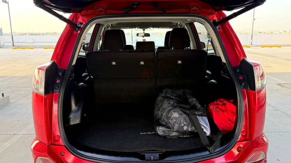 2016 Toyota RAV4 XLE - American Specs - Excellent Condition - Image 4
