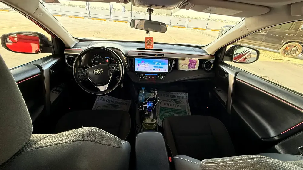2016 Toyota RAV4 XLE - American Specs - Excellent Condition - Image 8
