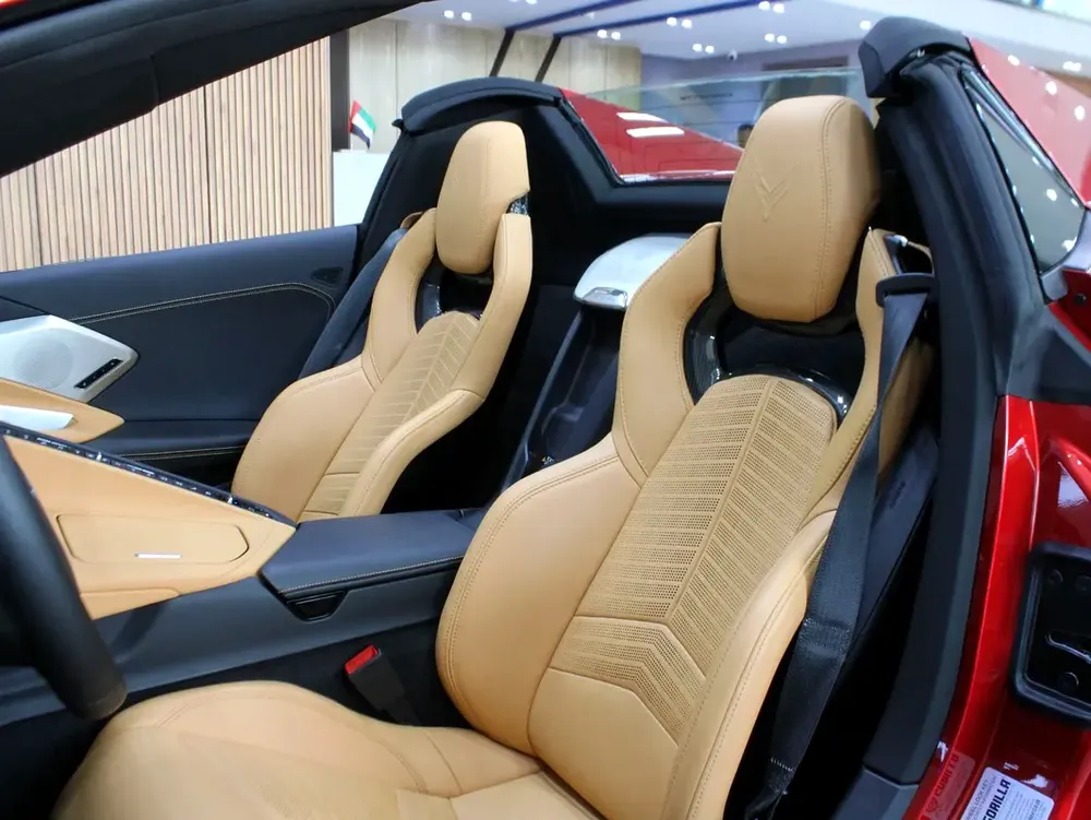 2024 - Chevrolet Corvette Stingray -V8 with warranty for 333,000.00 AED - Image 11
