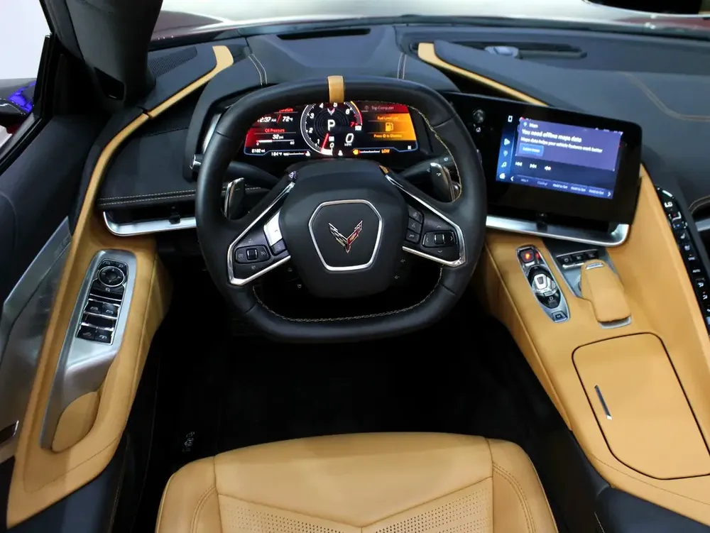 2024 - Chevrolet Corvette Stingray -V8 with warranty for 333,000.00 AED - Image 14
