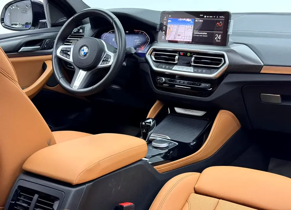 2024 BMW X4 xDrive30i M Sport, 2029 BMW Warranty + Service Pack, Full BMW Service History, GCC - Image 11