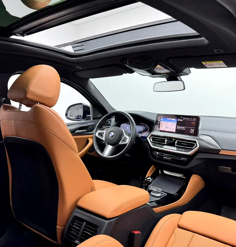 2024 BMW X4 xDrive30i M Sport, 2029 BMW Warranty + Service Pack, Full BMW Service History, GCC - Image 12