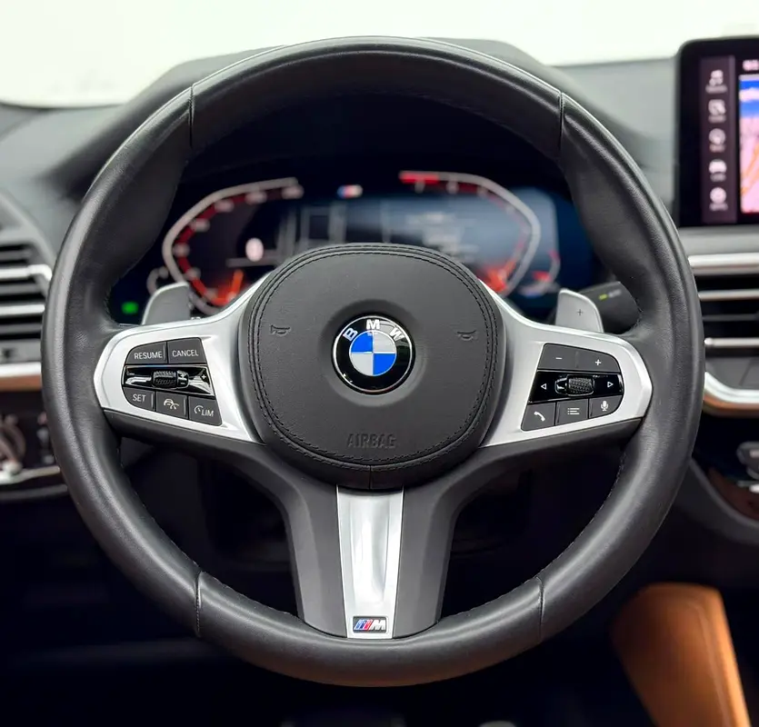 2024 BMW X4 xDrive30i M Sport, 2029 BMW Warranty + Service Pack, Full BMW Service History, GCC - Image 15