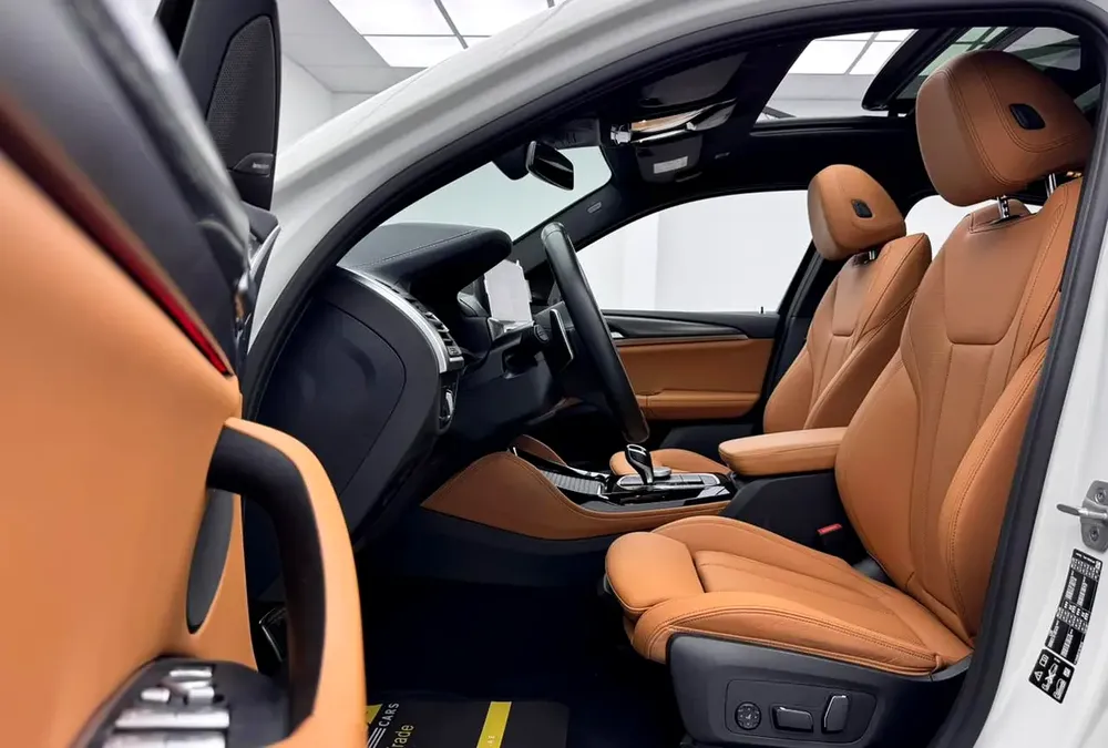 2024 BMW X4 xDrive30i M Sport, 2029 BMW Warranty + Service Pack, Full BMW Service History, GCC - Image 8