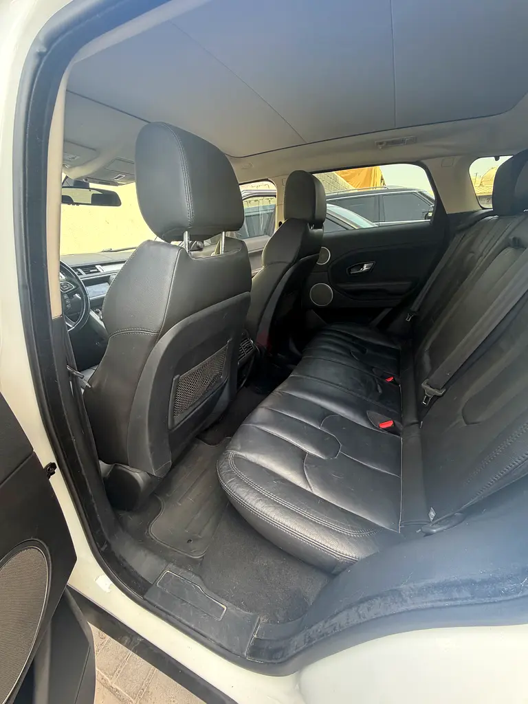 Land Rover Range Rover Evoque Prestige 2014 | American Specs | Well Maintained - Image 10