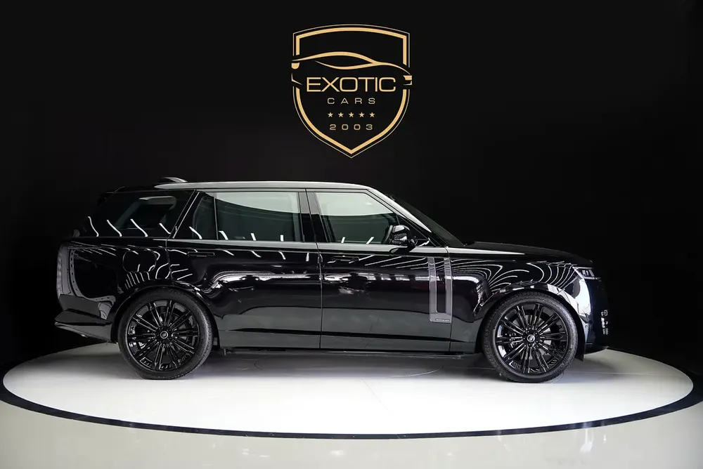 LONG WHEELBASED | VOGUE AUTOBIOGRAPHY P530 V8 | REAR ENTERTAINMENT | WOOD TRIM INTERIOR - Image 4