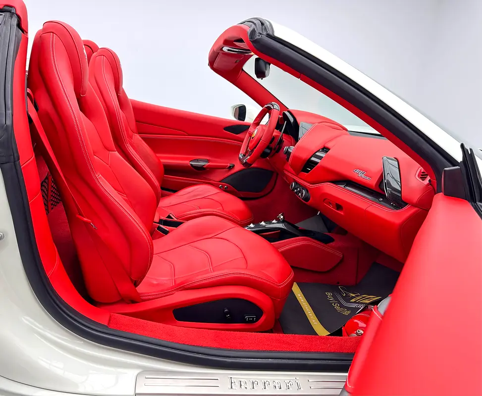 2017 Ferrari 488 Spider, Full Service History, Excellent Condition, GCC - Image 17
