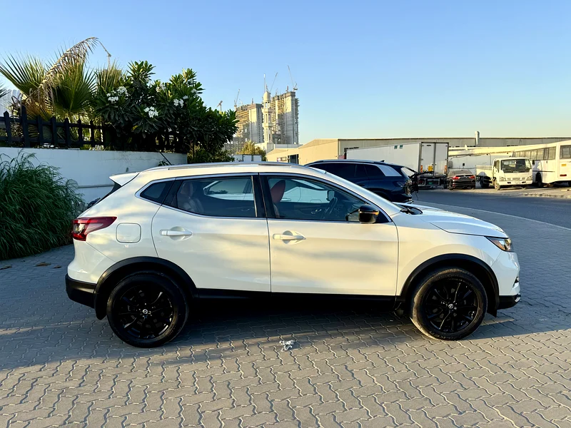 2021 NISSAN QASHQAI LIMITED SUNROOF 2.0 FULL OPTION CANADA SPEC - Image 6