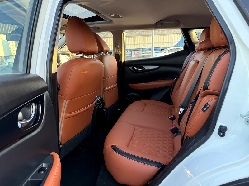 2021 NISSAN QASHQAI LIMITED SUNROOF 2.0 FULL OPTION CANADA SPEC - Image 9