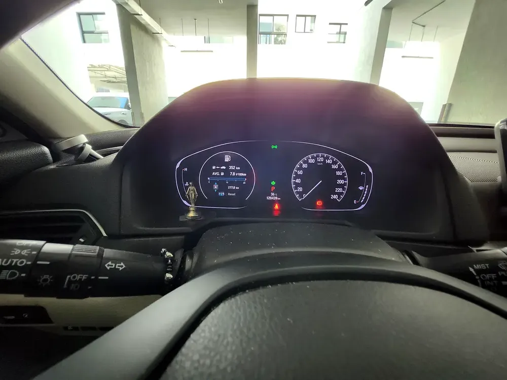 Honda Accord EX Turbo 2019 | GCC Specs | Low Mileage | Excellent Condition - Image 10