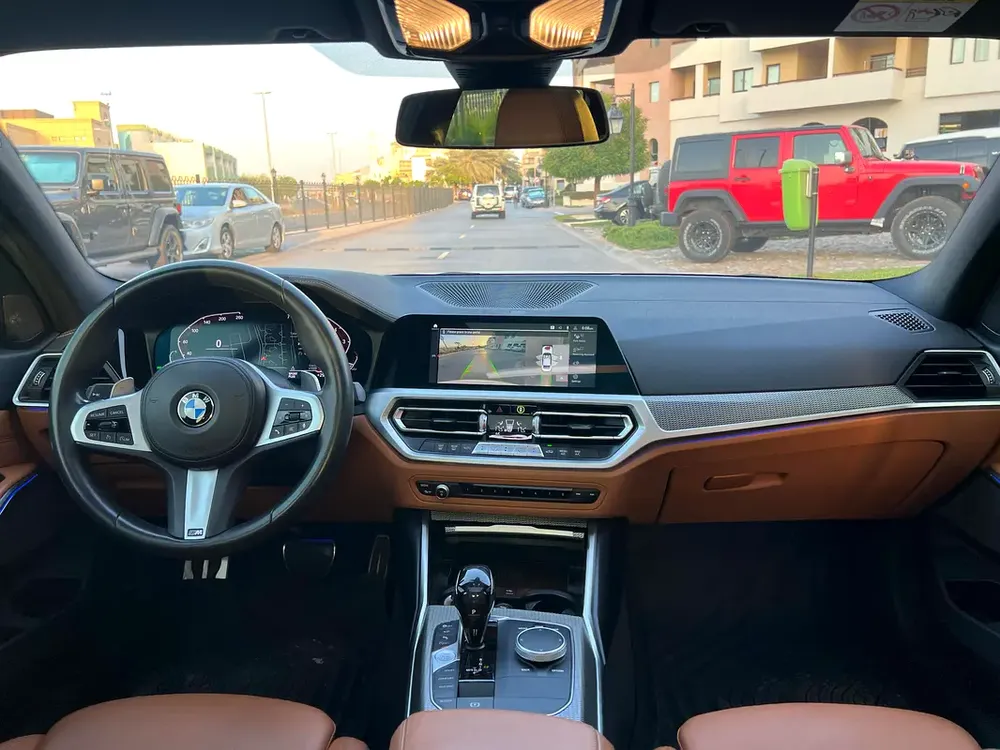 BMW 330i M-Kit GCC not negotiable - Image 12