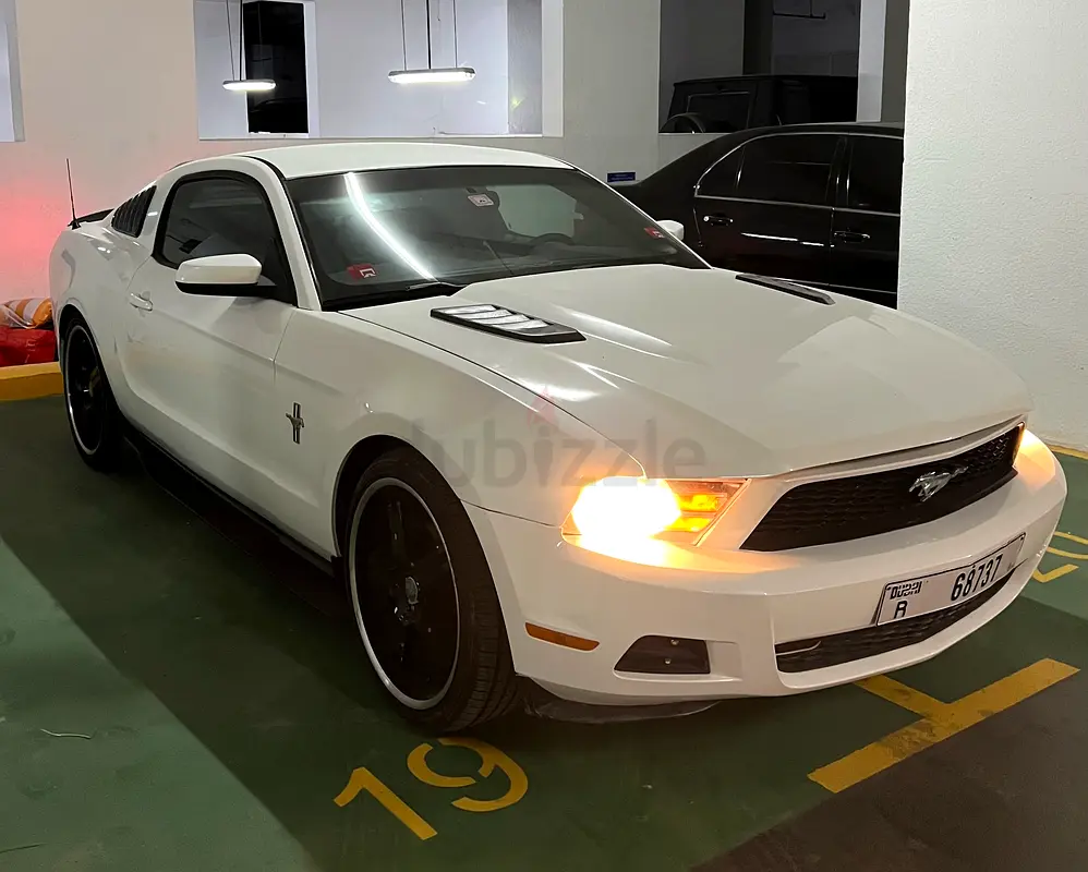 Ford Mustang V6 2010 American Specs - Image 4
