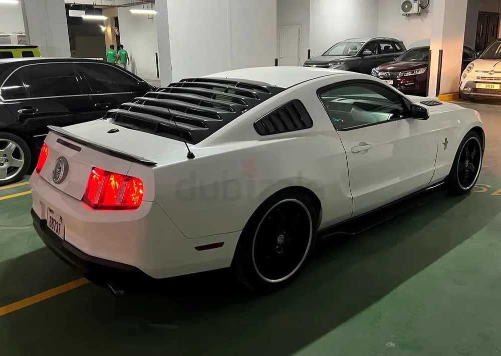 Ford Mustang V6 2010 American Specs - Image 9