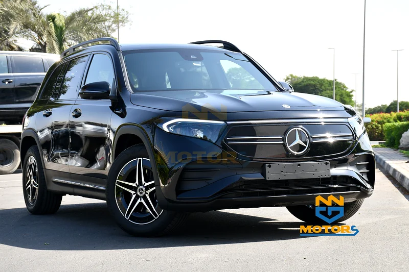EQB 300 4Matic AMG 2023 - Image 6