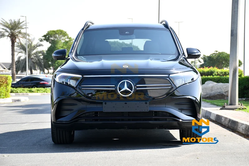 EQB 300 4Matic AMG 2023 - Image 7