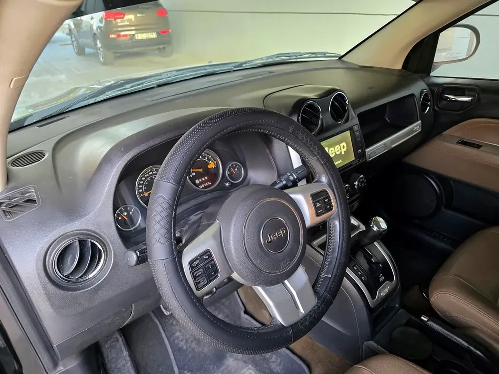 Jeep compass GCC 2016 - Image 16