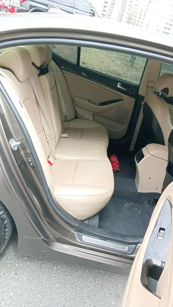 Kia Cadenza GDi Top, 2014, GCC Specs - Lady Driven - Image 13