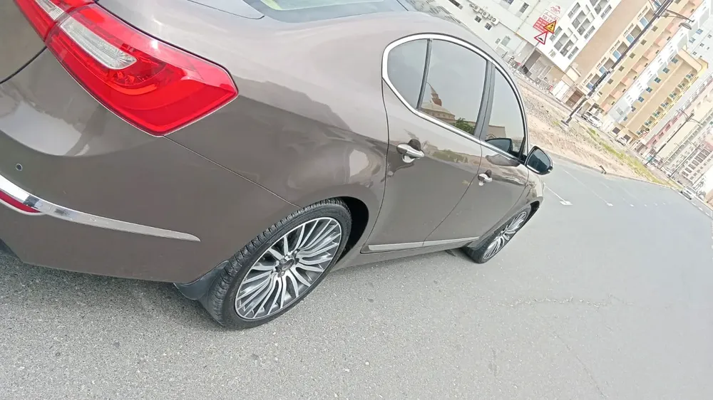 Kia Cadenza GDi Top, 2014, GCC Specs - Lady Driven - Image 7