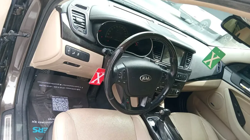 Kia Cadenza GDi Top, 2014, GCC Specs - Lady Driven - Image 9