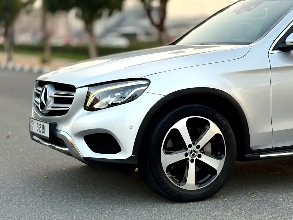 Mercedes-Benz GLC 250 4MATIC 2018, GCC Specs - Image 11