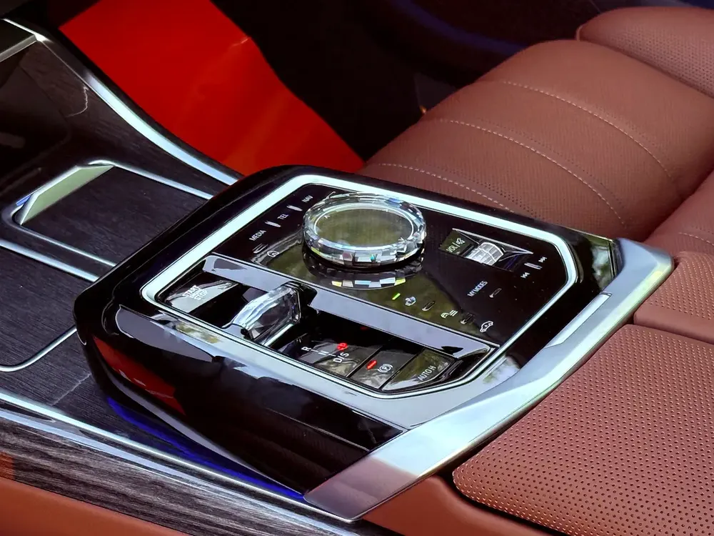 2026BMW 740i M Sport | GCC Specs | Brand New - Image 8