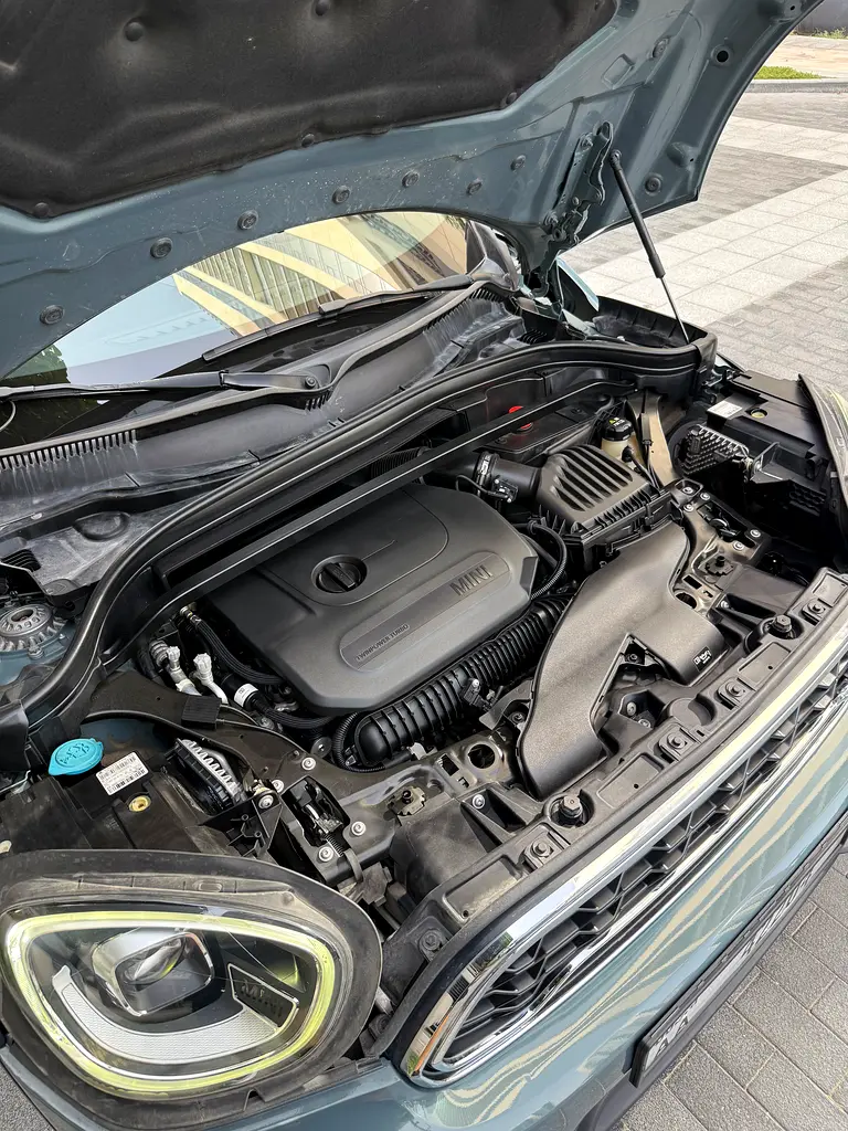 2023 MINI Countryman Cooper S - US Specs - Low Mileage - Sport Package - Image 9