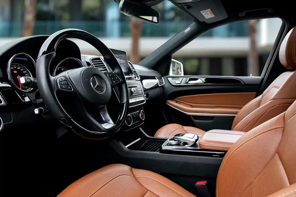 2,742 P.M |  GLS 500 | 0% Downpayment | 4MATIC | ONE OWNER | FULL SPEC! - Image 9