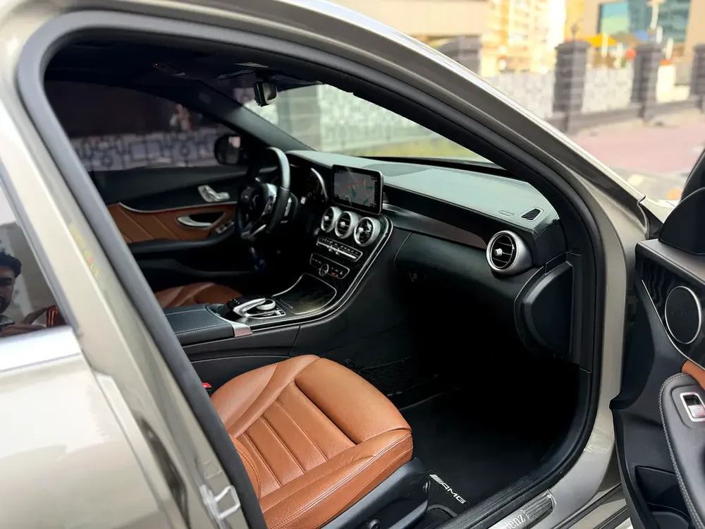 2021 Mercedes-Benz C-Class C200 | GCC Specs | Low Mileage - Image 17