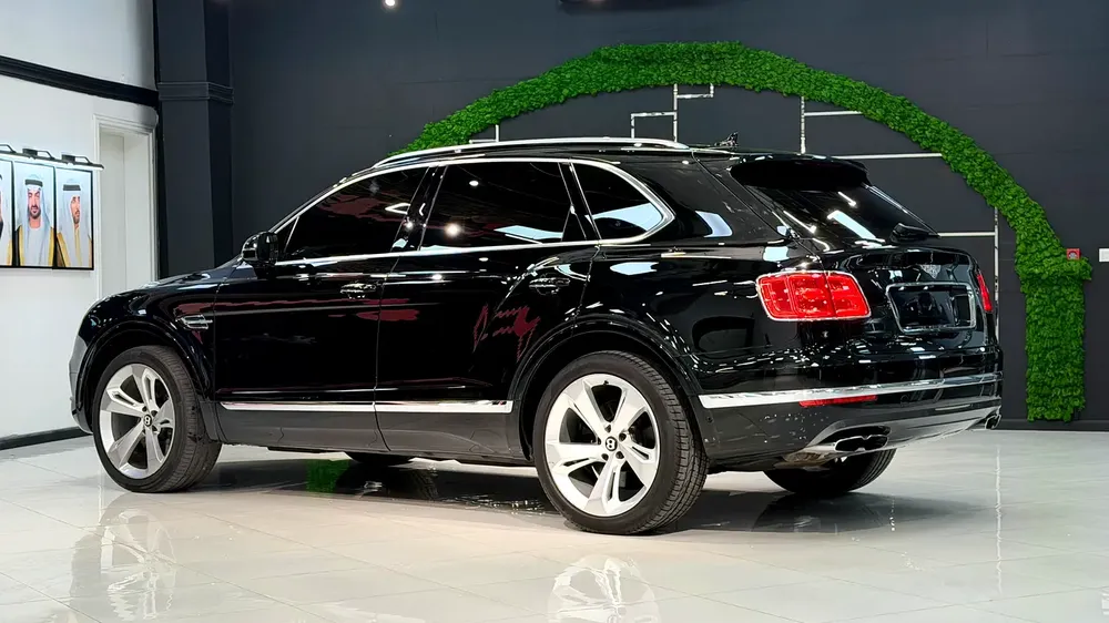 2018 Bentley Bentayga Standard GCC Specs - Image 12