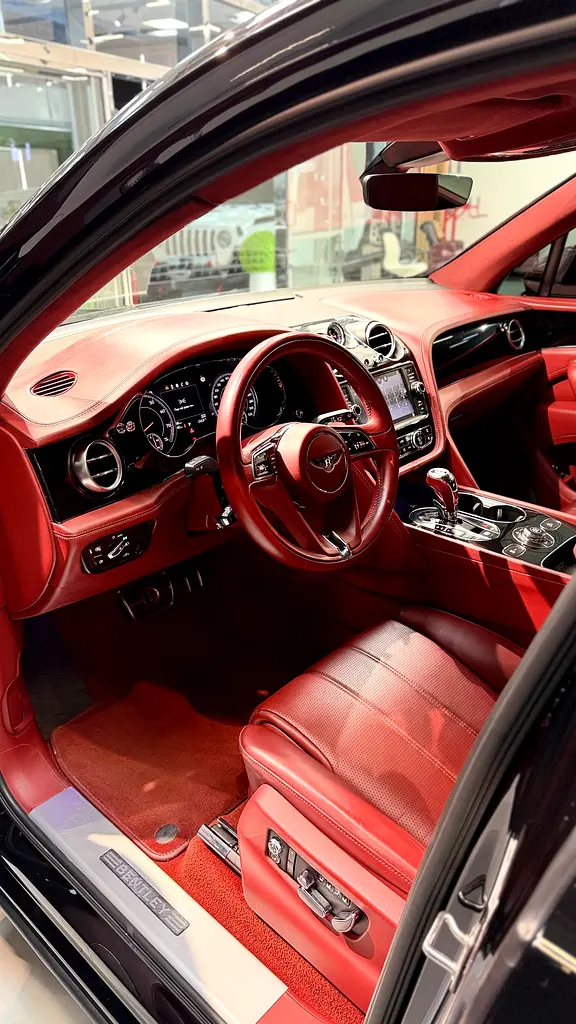 2018 Bentley Bentayga Standard GCC Specs - Image 7