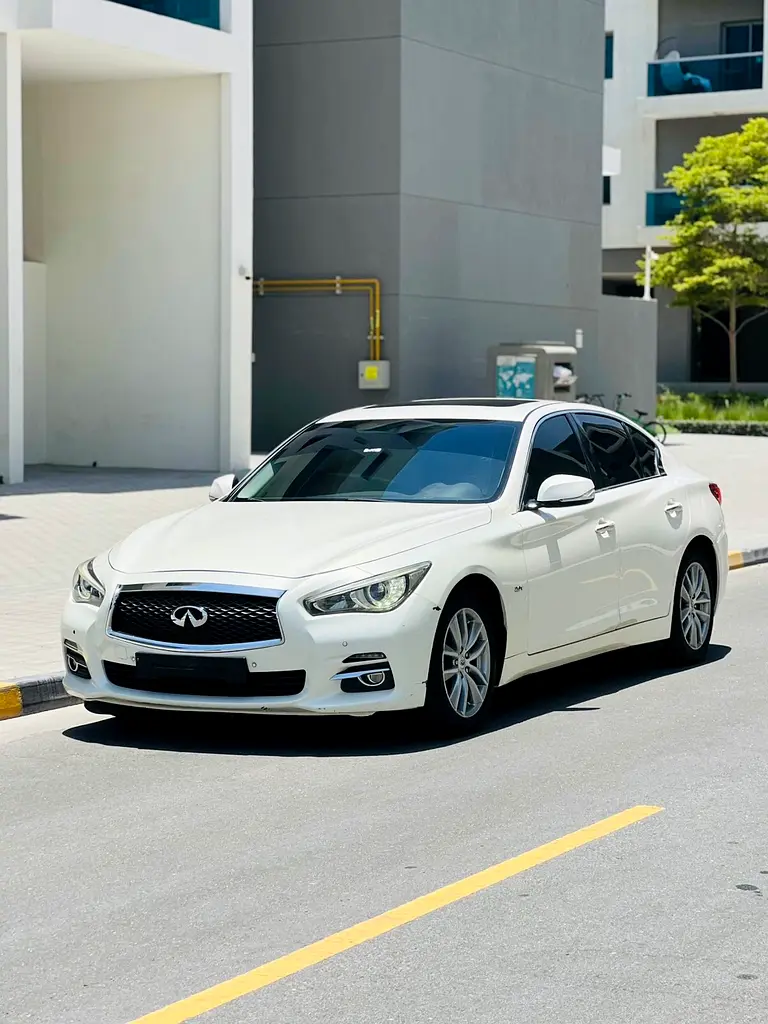Infiniti Q50 Luxe 2014 GCC Specs - Image 4