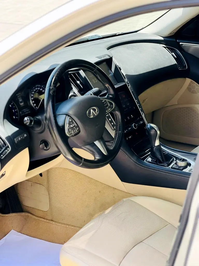 Infiniti Q50 Luxe 2014 GCC Specs - Image 9