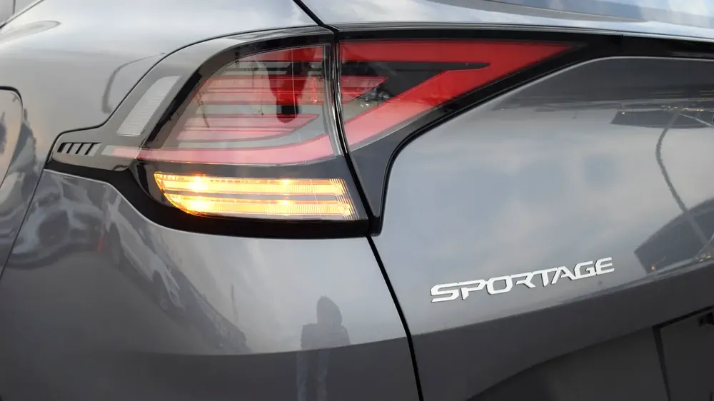 KIA SPORTAGE 1,5 TURBO FULL OPTIONS - Image 17