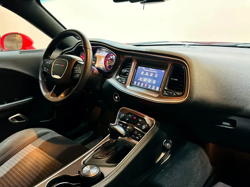 Dodge Challenger 2022/Warranty/V6 SXT - Image 13