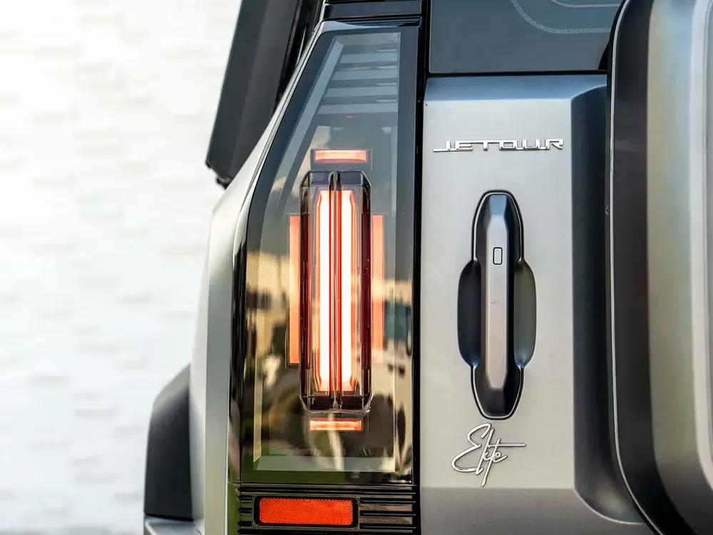 0% DOWN PAYMENT | THE MAY ADVANTAGE | DEFENDER KIT | T2 LUXURY | GCC | AGENCY WARRANTY - Image 6