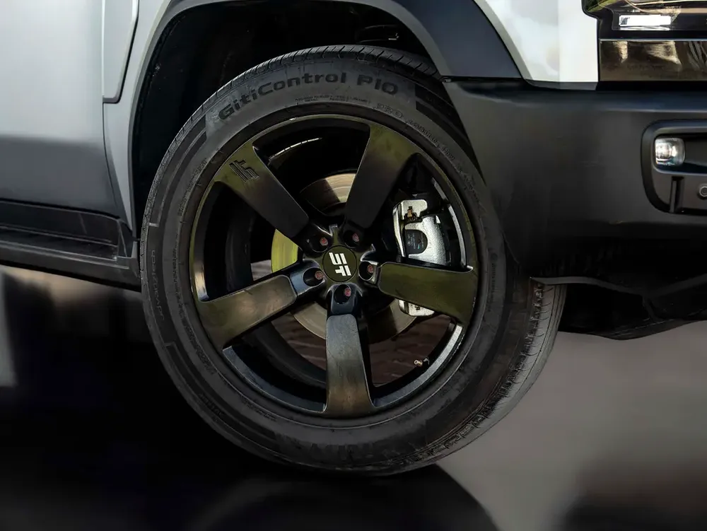 0% DOWN PAYMENT | THE MAY ADVANTAGE | DEFENDER KIT | T2 LUXURY | GCC | AGENCY WARRANTY - Image 7