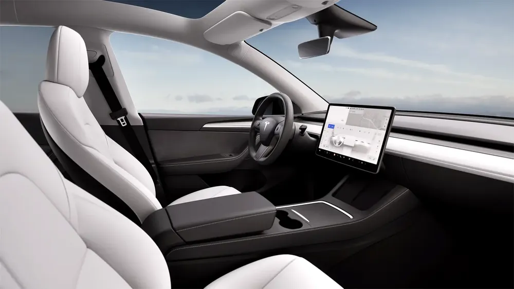 Tesla Model Y Performance - Image 5