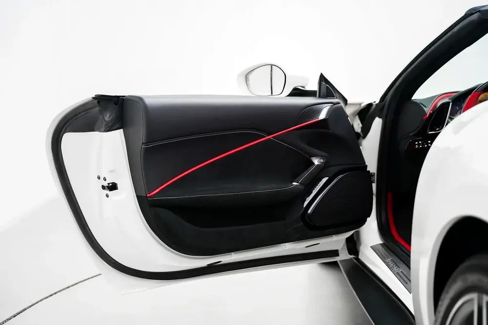 2024 FERRARI ROMA SPIDER WITH WARRANTY AND SERVICE CONTRACT - Image 13