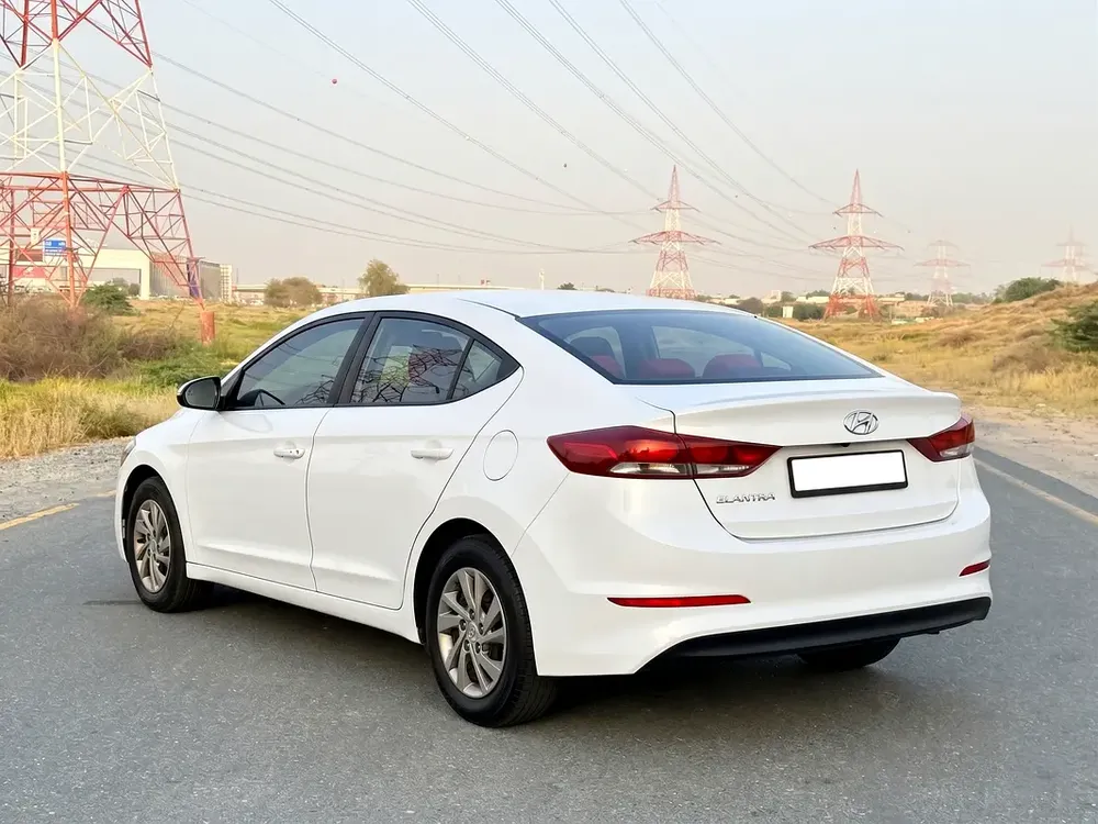 2016 Model | Elantra 1.6L 4-Cy| engine | GCC Specs | Ready to drive - Image 4